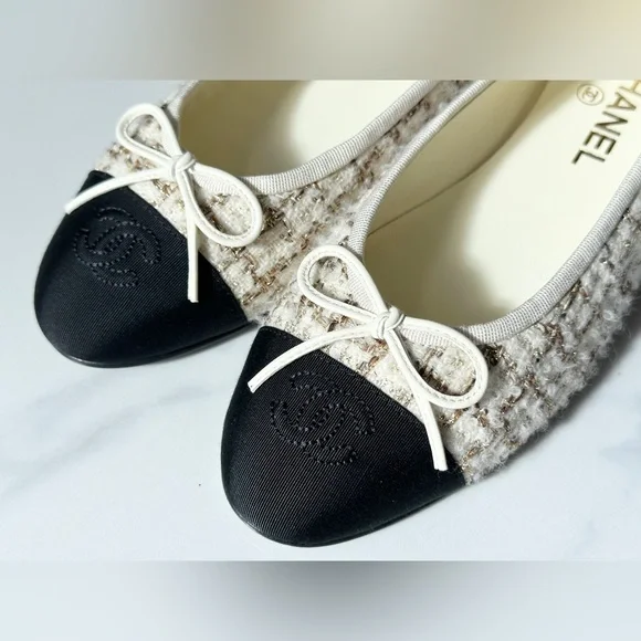 CHANEL 2025K ECRU BEIGE GOLD TWEED BALLET FLATS SIZE 39. New box dust bags - Picture 12 of 16